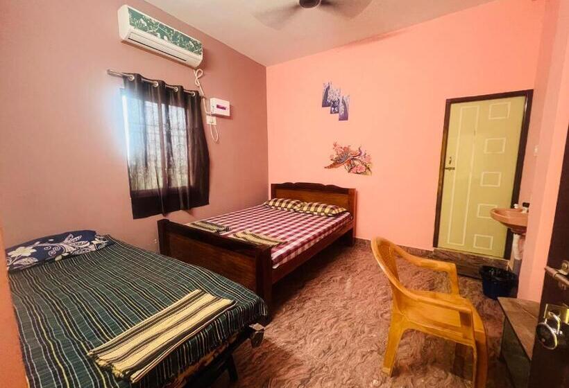 标准三人间, Tps Lodge