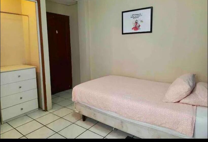 اتاق استاندارد یک نفره, Private Room In Urdesa Central Guayaquil