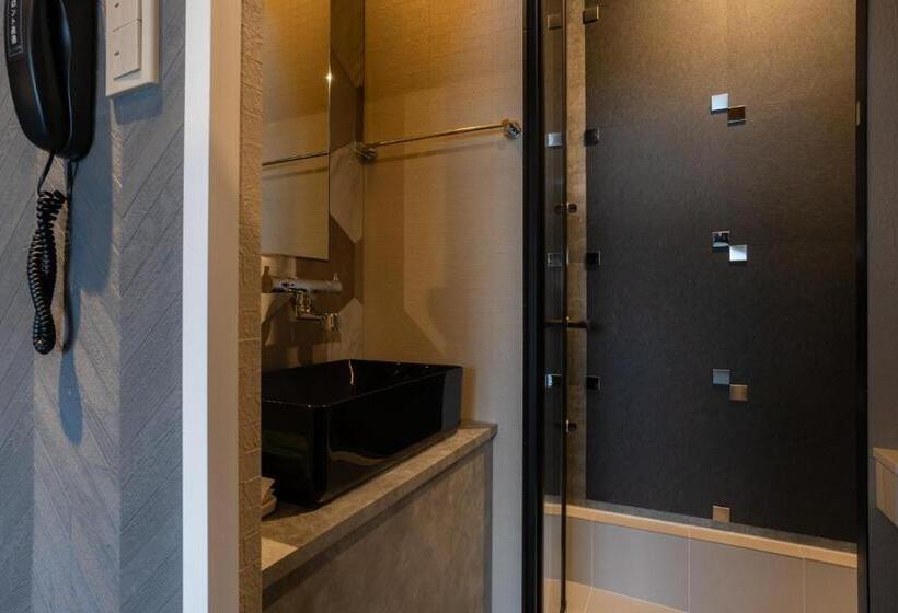 标准工作室, ピンポンホテル&キャビン Pin Pon Hotel & Cabin