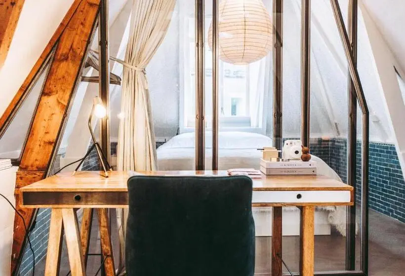 اتاق لوکس, B&b Holm