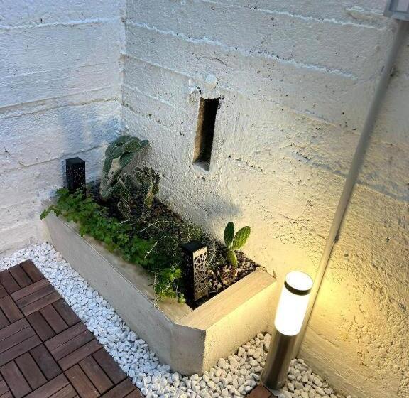 إستوديو قياسى, B&b Regina 381