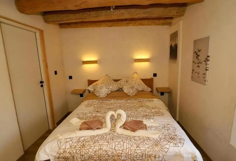 Perhehuone, L Hôtel Enfoncé, Chambres D Hôtes