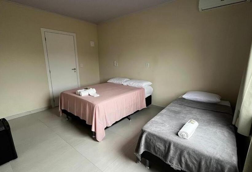 スタンダード4人部屋, Pousada D’uriel