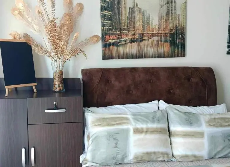 استودیو استاندارد با بالکن, Loop Spacious Studio Unit