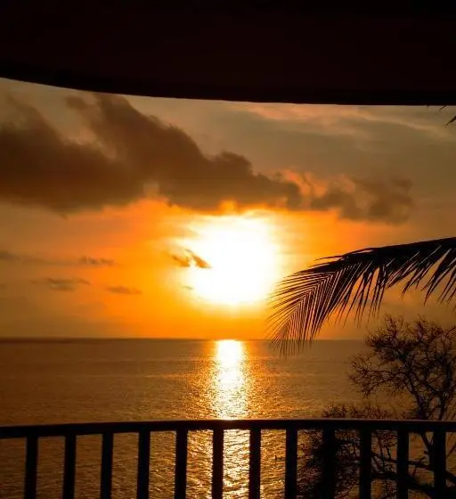 اتاق لوکس با چشمانداز دریا, Manta Sea View Himandhoo