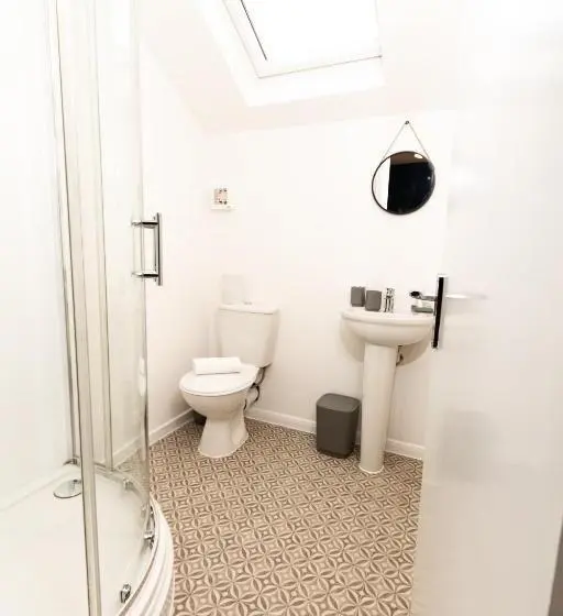 ファミリールーム, Suite 7   Family Room In The Heart Of Oldham