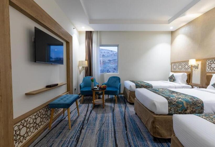 디럭스 트리플 룸, Time Ruba Hotel & Suites