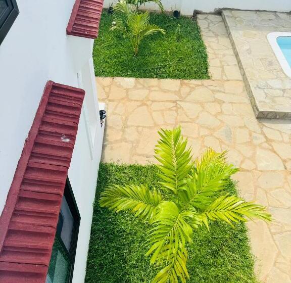 آپارتمان 1 خوابه همکف, Tulivu Suites Diani