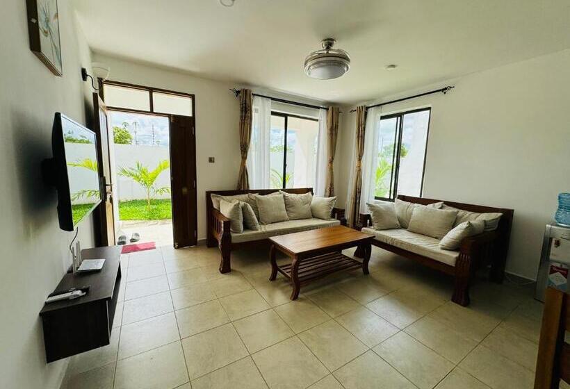 آپارتمان 1 خوابه همکف, Tulivu Suites Diani