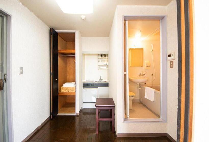 Номер Стандарт Трехместный, Yamato Saidaiji Hotel Sindai