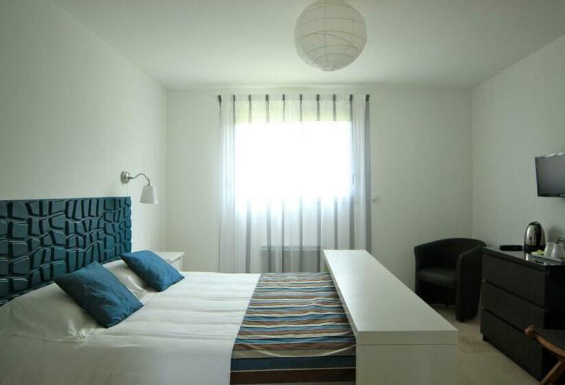 Номер Стандарт, Chambres Du Bout Du Monde