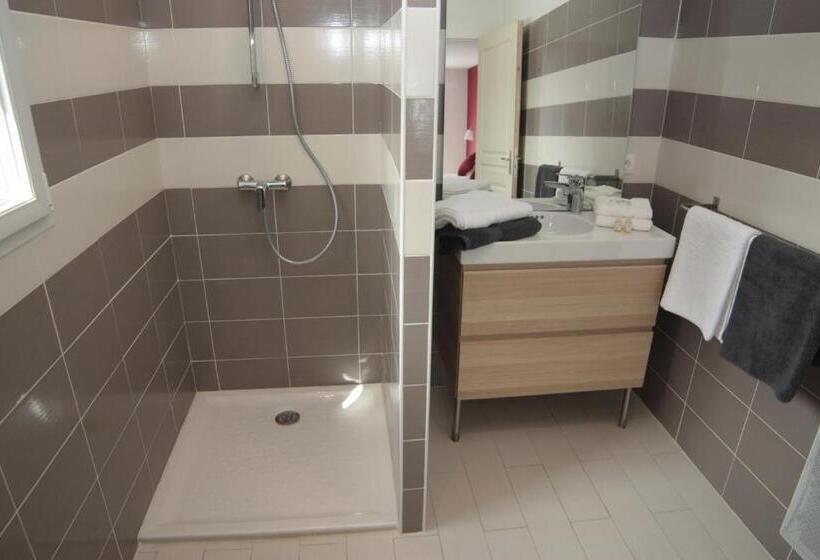 Номер Стандарт с Балконом, Chambres Du Bout Du Monde