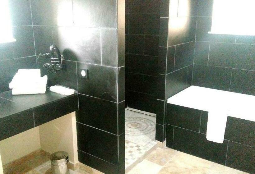 스위트, Hôtel Du Couvent