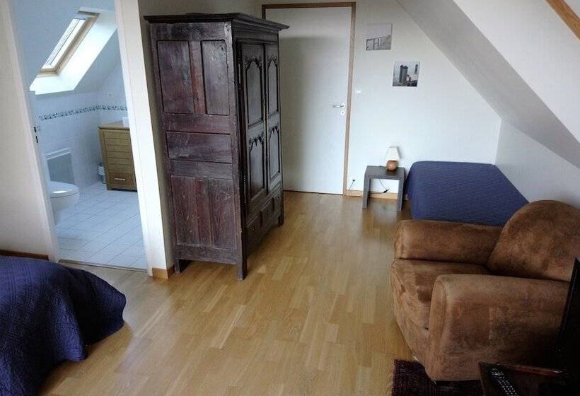 标准三人间, La Canopée Des Pins