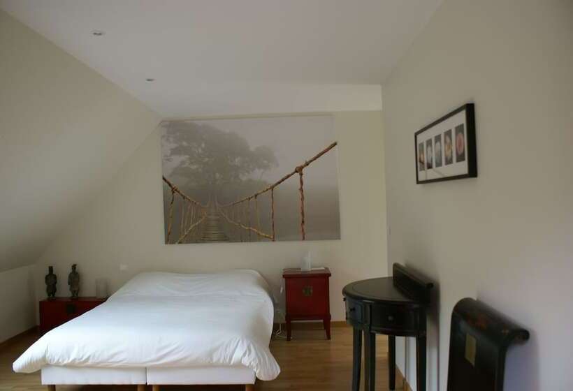 标准三人间, La Canopée Des Pins