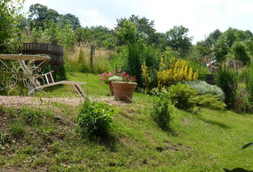 标准间, Les Folies De La Serve