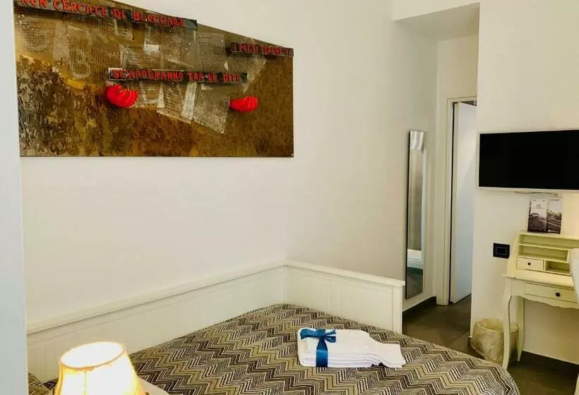 اتاق استاندارد یک نفره, Relais Piazza Del Plebiscito B&b