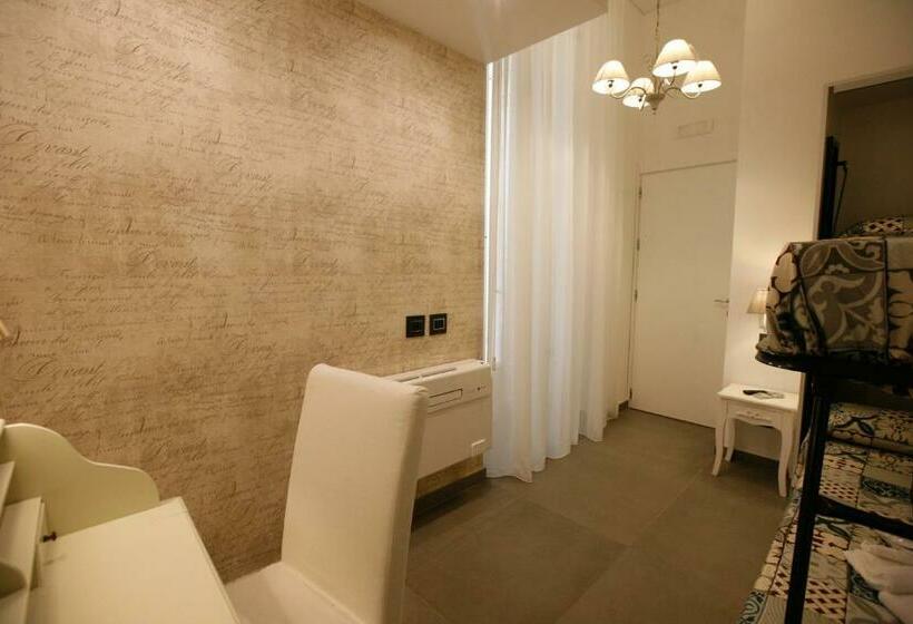 اتاق استاندارد یک نفره, Relais Piazza Del Plebiscito B&b