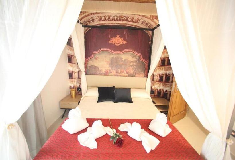 اتاق لوکس با وان آب گرم, Relais Piazza Del Plebiscito B&b