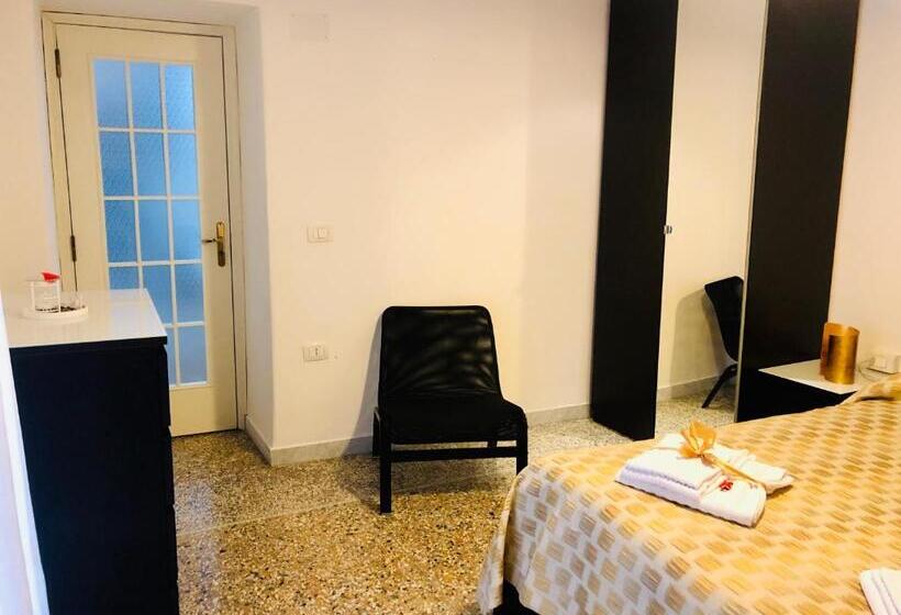 آپارتمان 1 خوابه, Relais Piazza Del Plebiscito B&b