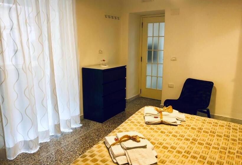 آپارتمان 1 خوابه, Relais Piazza Del Plebiscito B&b