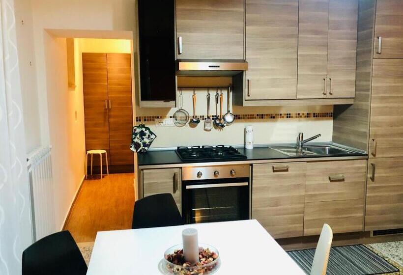 آپارتمان 1 خوابه, Relais Piazza Del Plebiscito B&b