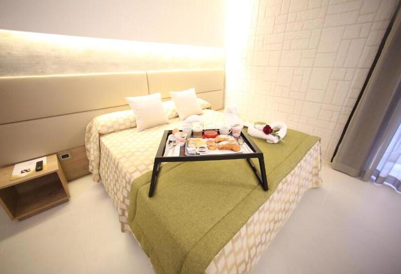 سوئیت با وان آب گرم, Relais Piazza Del Plebiscito B&b