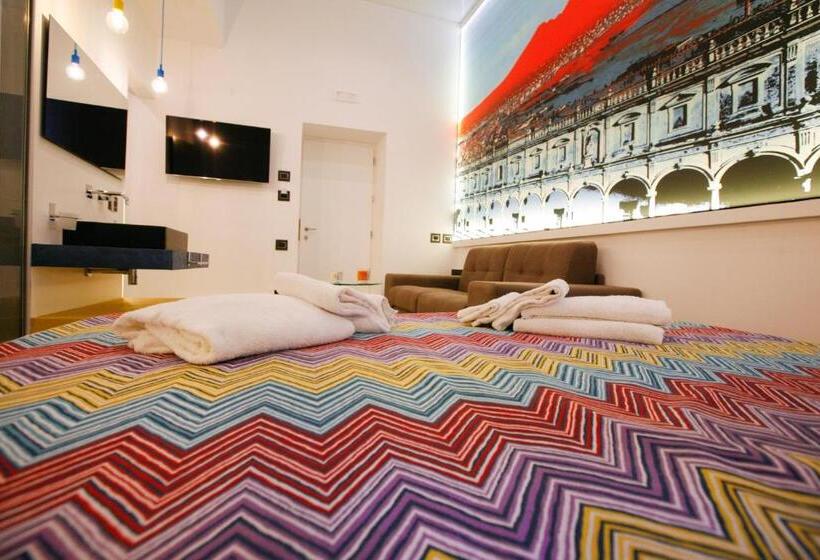 اتاق سوپریور با تخت بزرگ, Relais Piazza Del Plebiscito B&b