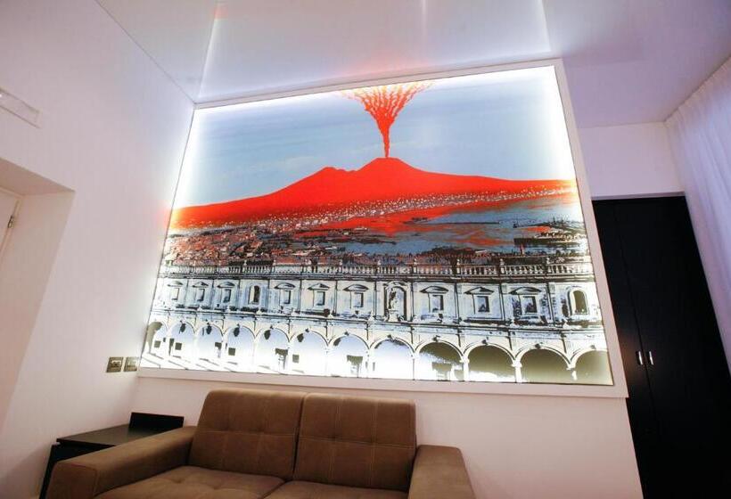 اتاق سوپریور با تخت بزرگ, Relais Piazza Del Plebiscito B&b