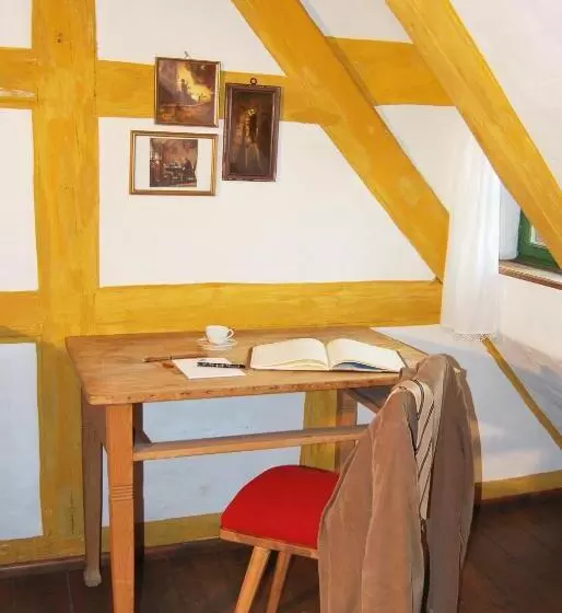 Standard Single Room, Der Schwan Hotel & Restaurant