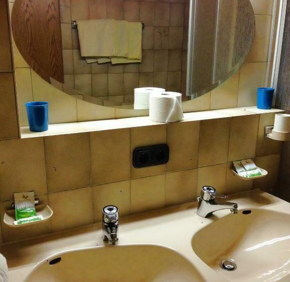 Номер Стандарт Индивидуальный, Beim Haxenwirt