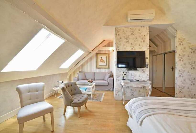 スイート, La Bastidie