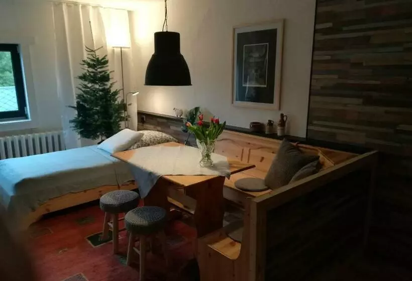 Perhehuone, Landgasthof Zur Fichte