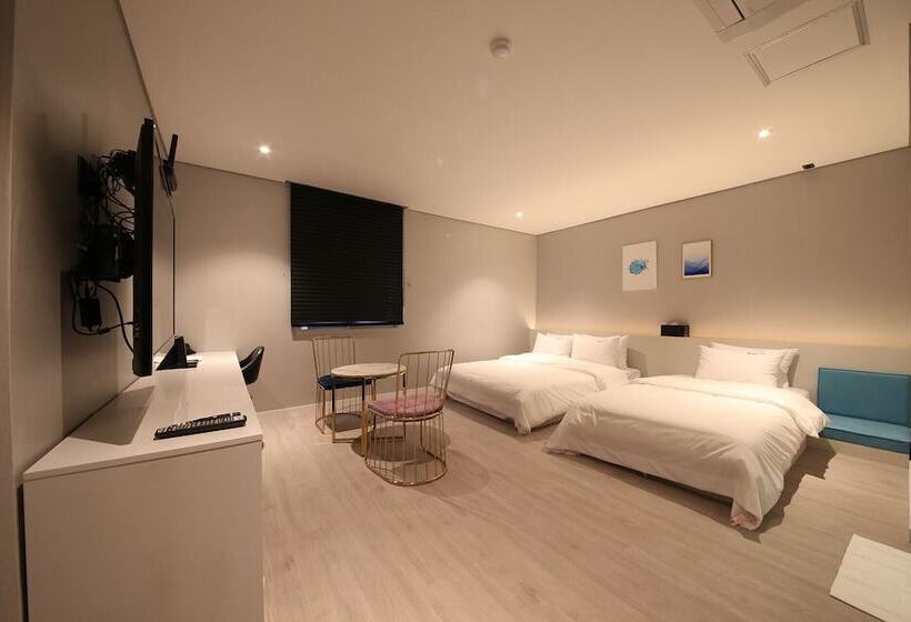 豪华房间, Leesundeok