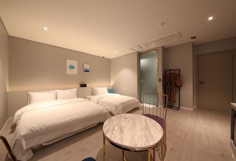 豪华房间, Leesundeok