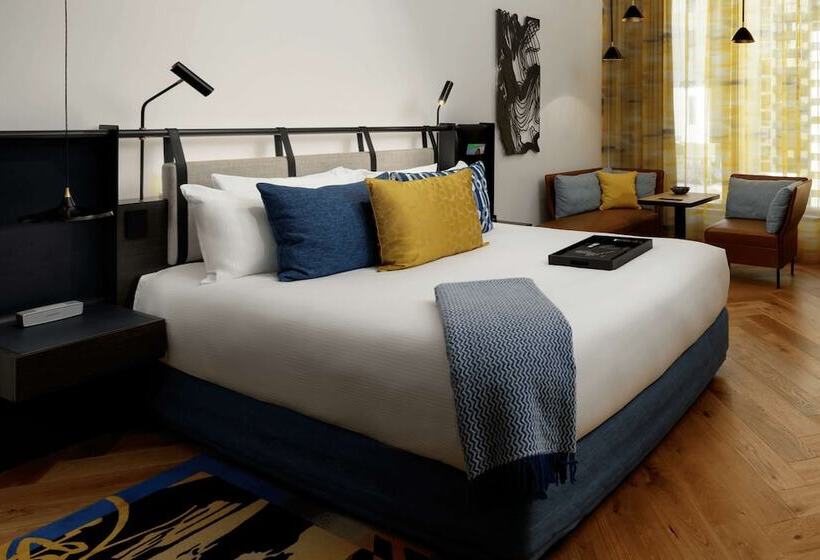 Номер Deluxe, Qt Melbourne