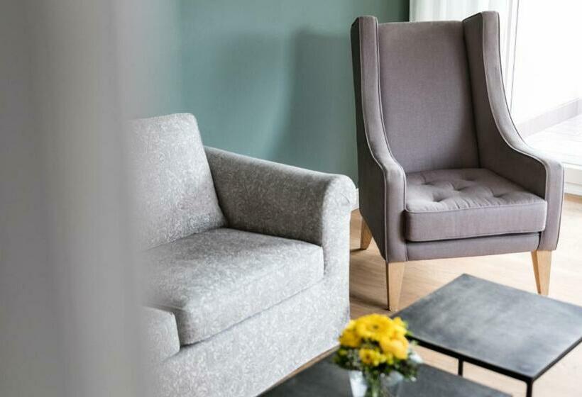 2 Bedroom Superior Suite 2 Bedrooms Lake View, Residenz Seeterrasse Restaurant &