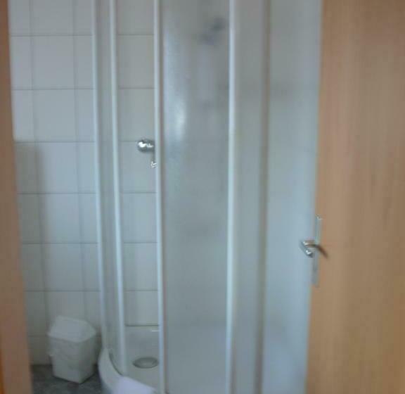 标准单人间, Waldhotel Dornröschenshöh