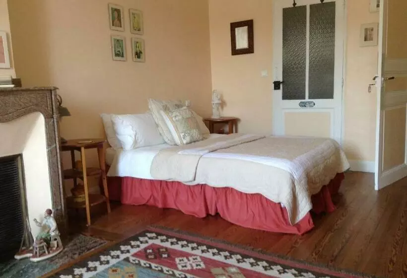 Standard-huone Parveke, La Maison De La Riviere B&b