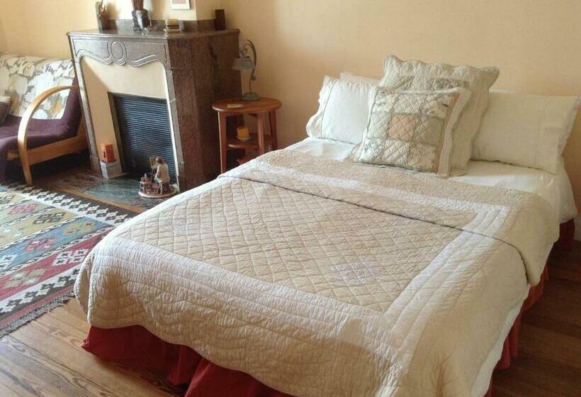 Номер Стандарт с Балконом, La Maison De La Riviere B&b