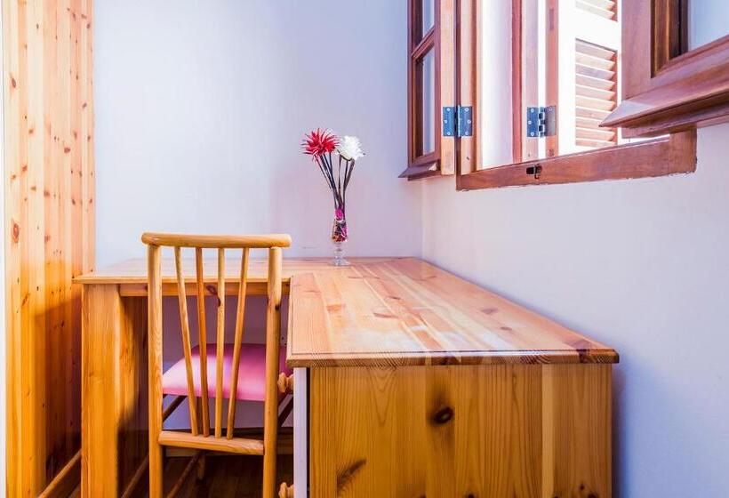 اتاق استاندارد با سرویس بهداشتی مشترک, Marble Arch Home