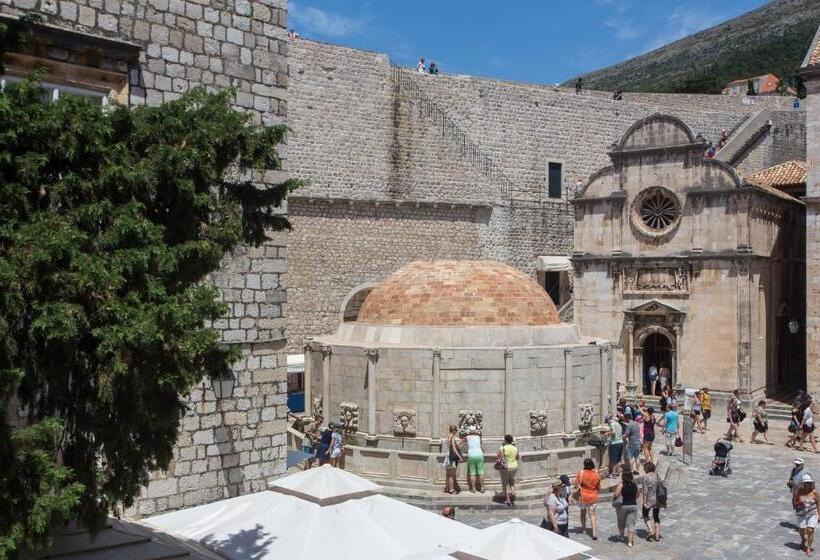 豪华房间, Klarisa Palace Rooms