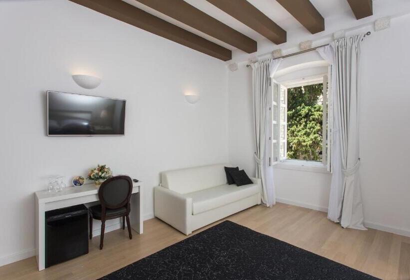 豪华房间, Klarisa Palace Rooms