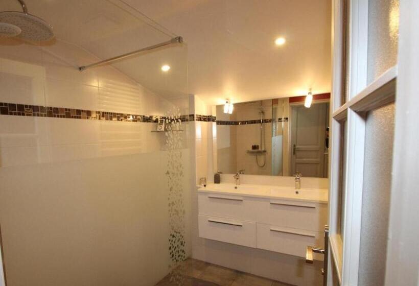 带2个卧室的套房, Ferme Du Pic D Allier