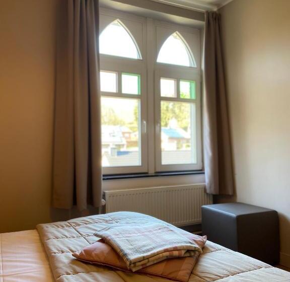 غرفة قياسية مع حمام خارجي, Villa Louise