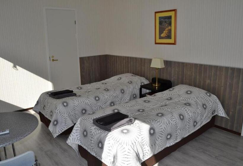 スタンダードルーム, Hostelli Kuninkaankartano