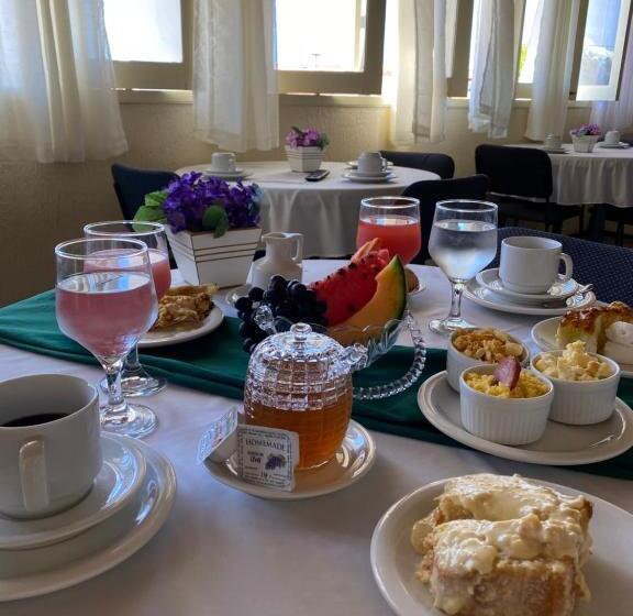 带阳台套房, Pousada Do Vale