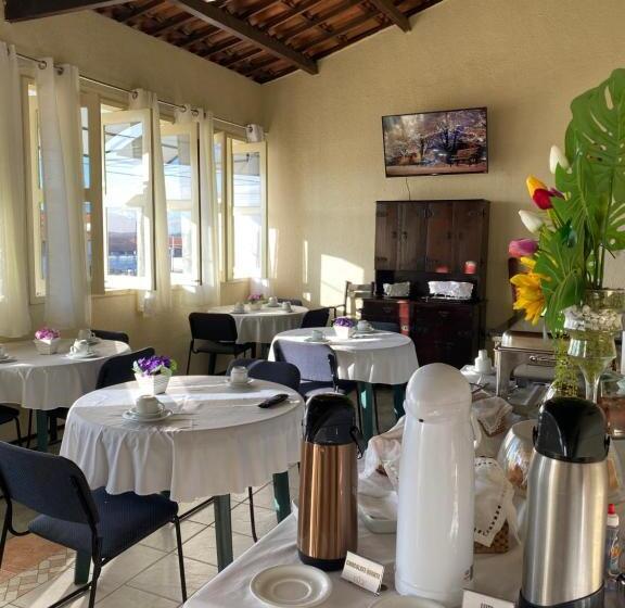 带阳台套房, Pousada Do Vale