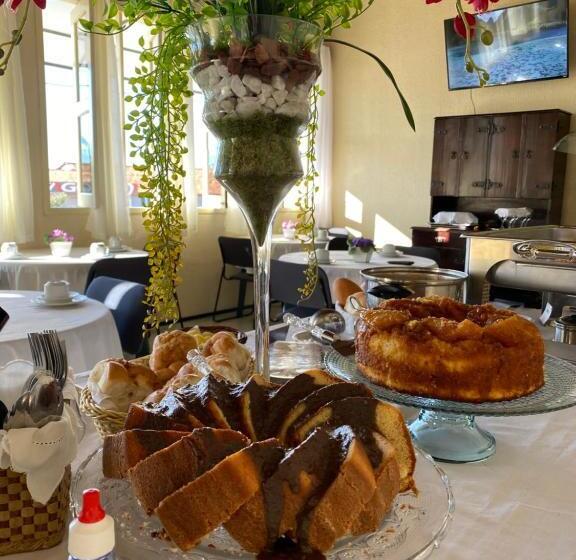 带阳台套房, Pousada Do Vale