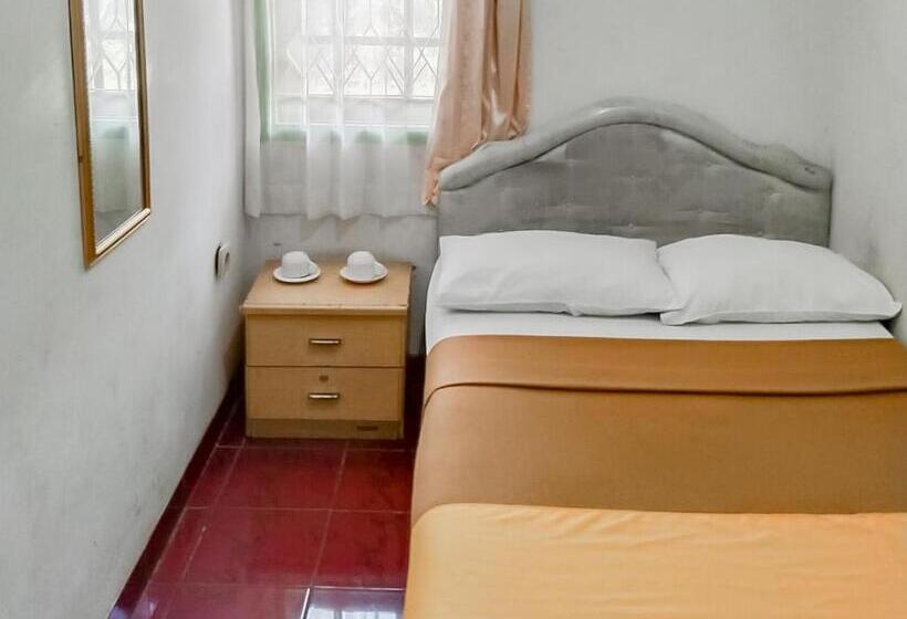 스탠다드 룸, Villa Anyelir Yustik Mitra Reddoorz